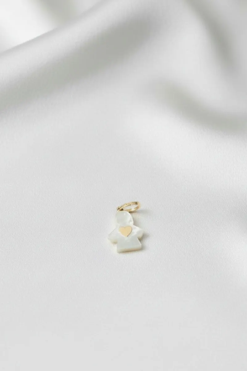 Pingente Menino Madre Pérola, joia em ouro 18k